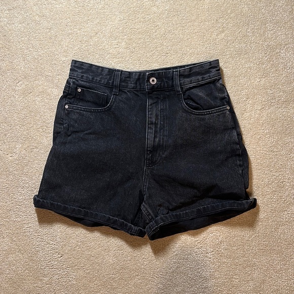 Zara High-waisted Black Denim Shorts - Picture 1 of 3